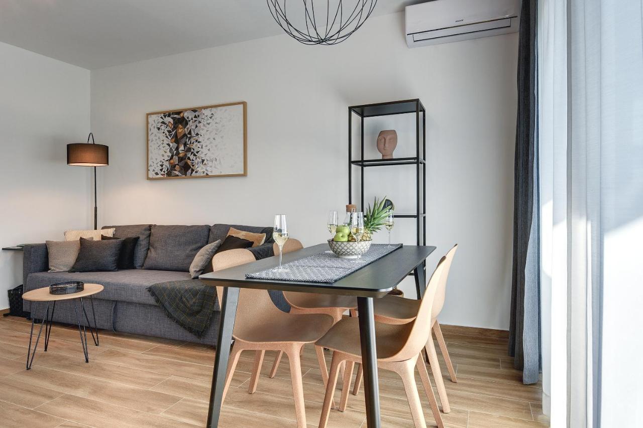 Giardini Penthouse Apartment พูลา ภายนอก รูปภาพ