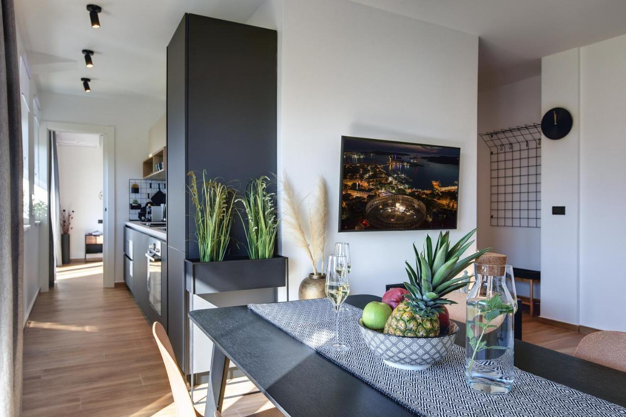 Giardini Penthouse Apartment พูลา ภายนอก รูปภาพ